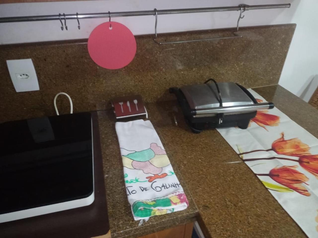 Estudio Marulhos, Varanda Com Vista De Mar E Parque Aquatico, A Beira-Mar Mar De Muro Alto, Com Wi-Fi, Restaurante, Estacionamento E A 10' De Порту-де-Галиньяш Экстерьер фото