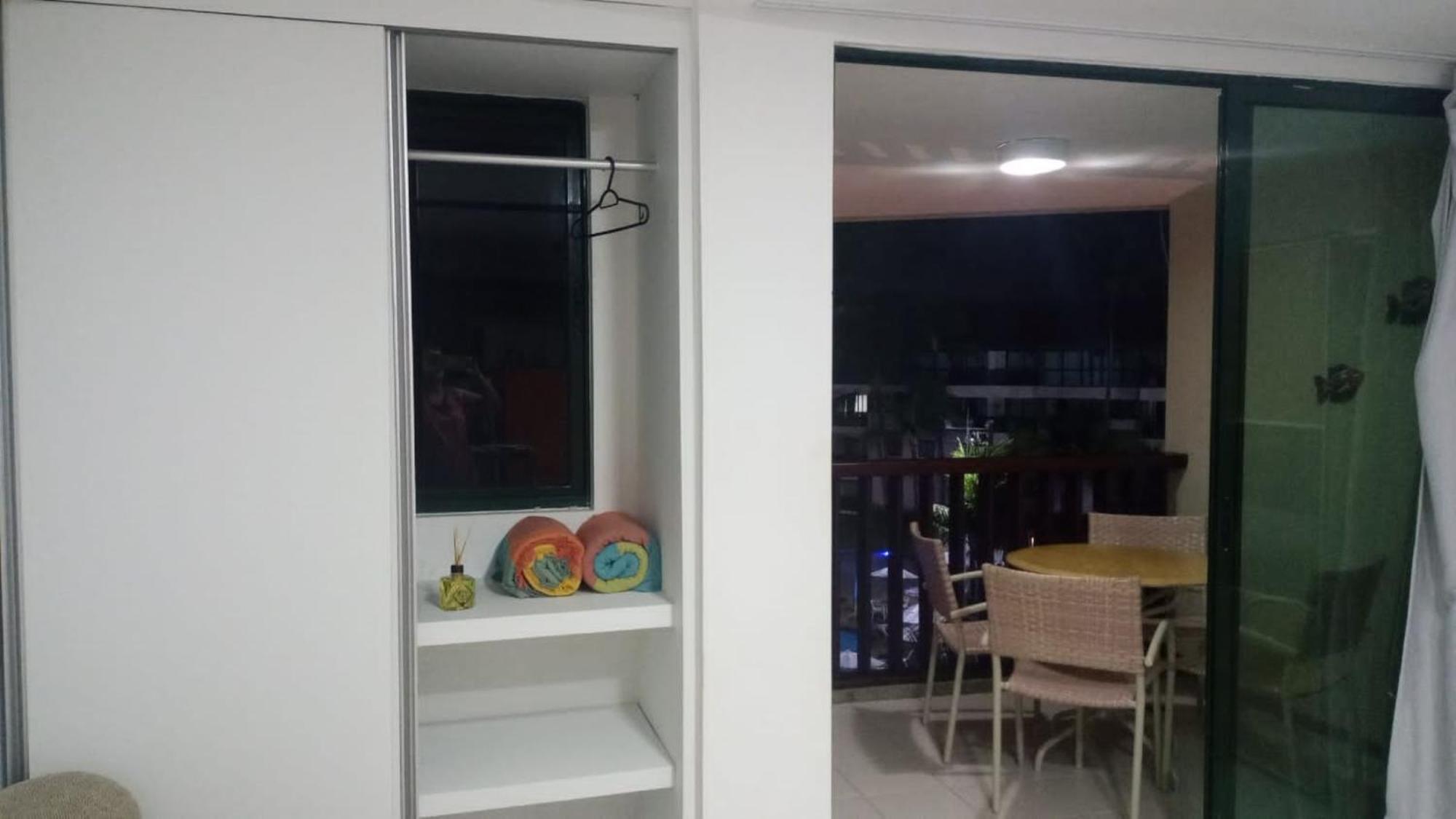 Estudio Marulhos, Varanda Com Vista De Mar E Parque Aquatico, A Beira-Mar Mar De Muro Alto, Com Wi-Fi, Restaurante, Estacionamento E A 10' De Порту-де-Галиньяш Экстерьер фото